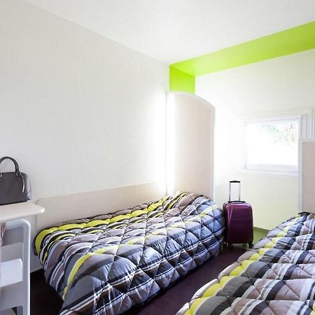 Hotelf1 Lille Tourcoing Nord รงค์ ภายนอก รูปภาพ