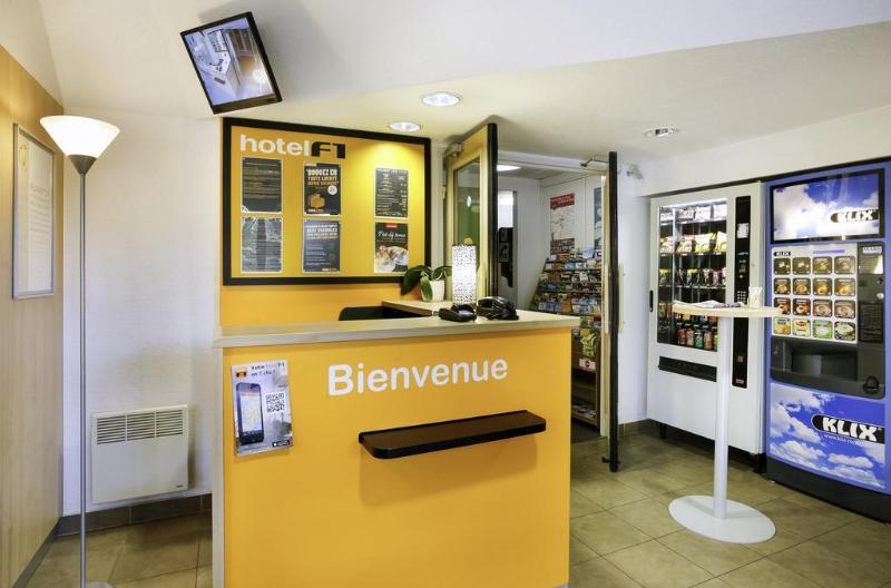 Hotelf1 Lille Tourcoing Nord รงค์ ภายนอก รูปภาพ